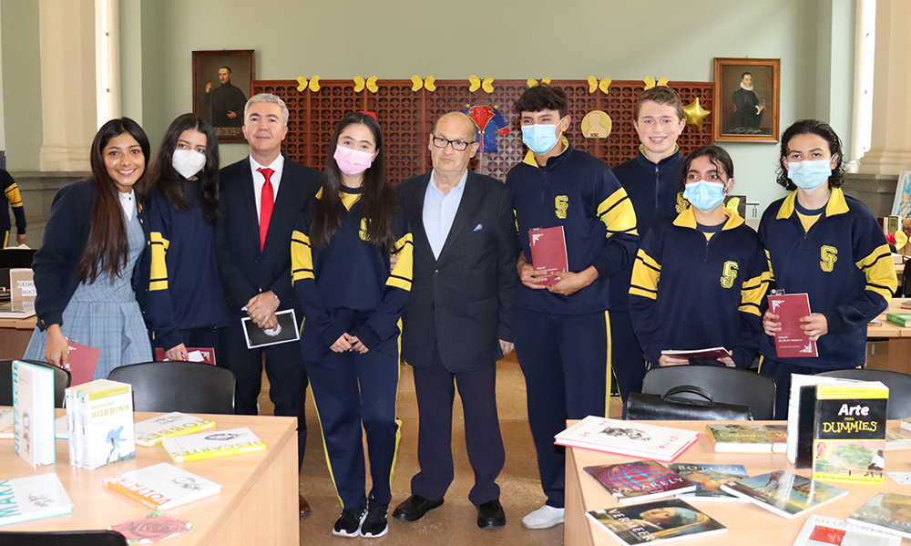 Lectura y exposición en la Biblioteca