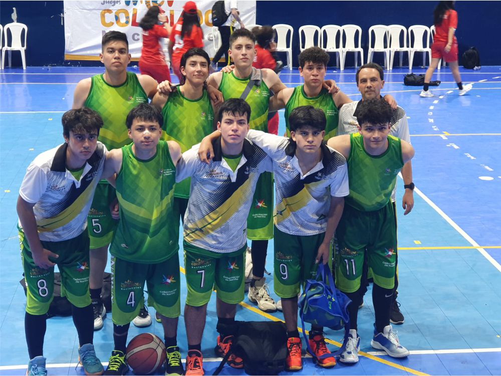 Destacada participación del equipo de basquetbol